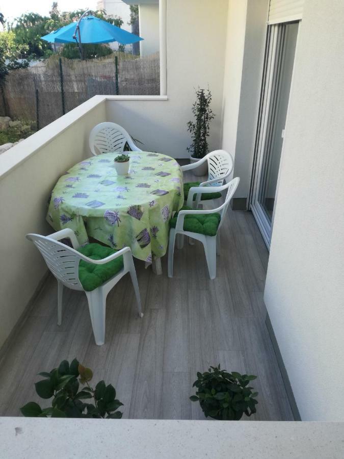 Apartment Drosanjica زادار المظهر الخارجي الصورة
